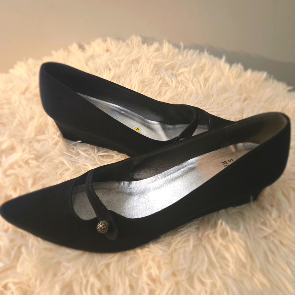 Stuart Weitzman Womens 9 Black Suede Leather Squa